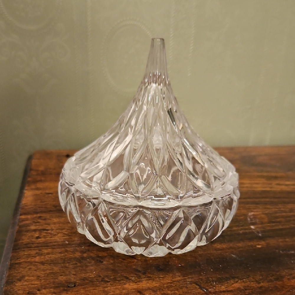 Elegant Clear Crystal Hershey Kiss Trinket Box